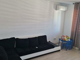 Apartament de vânzare 2 camere, în Sanpetru