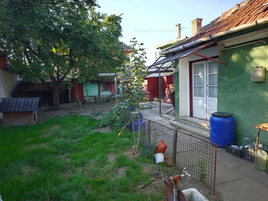 Casa 3 Camere+Curte-Cristian-Comision 0-Cod 4358