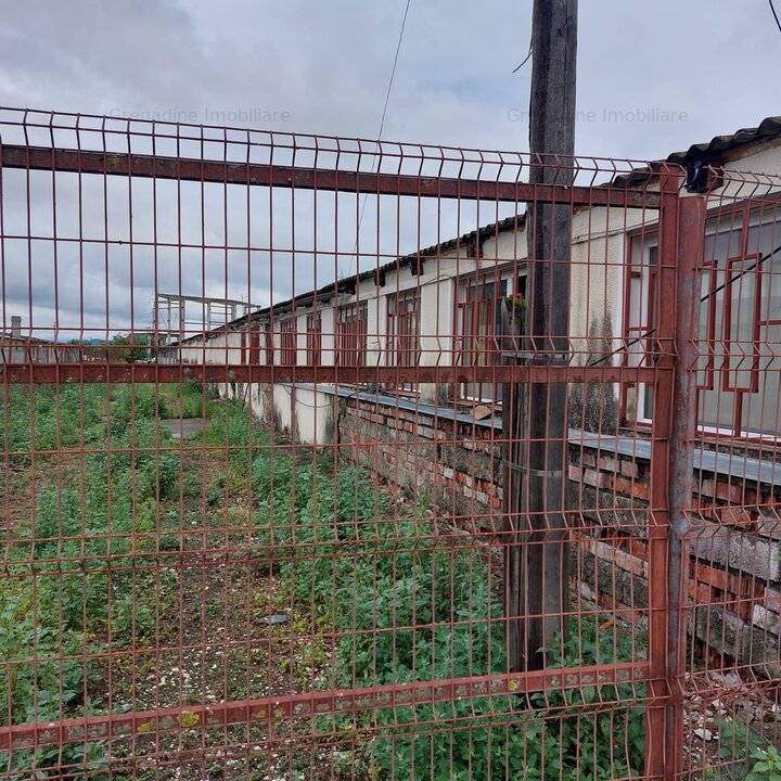 Hală de Închiriat de 800 mp  in Prejmer