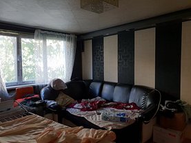 Apartament de vânzare 3 camere, în Bucuresti, zona Titan