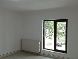 Apartament de vânzare 5 camere, în Bucureşti, zona Dudeşti