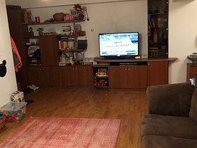 Apartament de vânzare 3 camere, în Bucuresti, zona P-ta Victoriei
