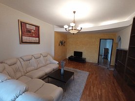 Apartament de închiriat 3 camere, în Bucureşti, zona P-ţa Romană