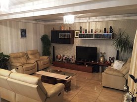 Casa de vânzare 5 camere, în Domnesti