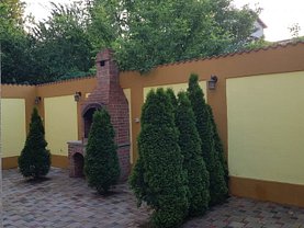 Casa de vânzare 7 camere, în Bucureşti, zona Colentina