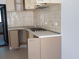 Casa de închiriat 3 camere, în Galati, zona Bd. Cosbuc