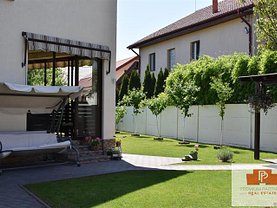 Casa de vânzare 8 camere, în Odaile