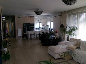Penthouse de vânzare sau de închiriat 3 camere, în Bucuresti, zona Dacia