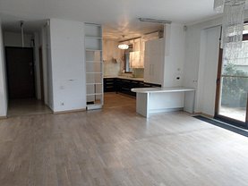 Apartament de vânzare 4 camere, în Bucuresti, zona Dacia