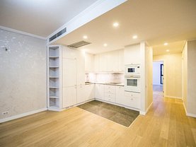Apartament de vânzare 4 camere, în Bucureşti, zona Herăstrău
