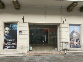 Închiriere spaţiu comercial
