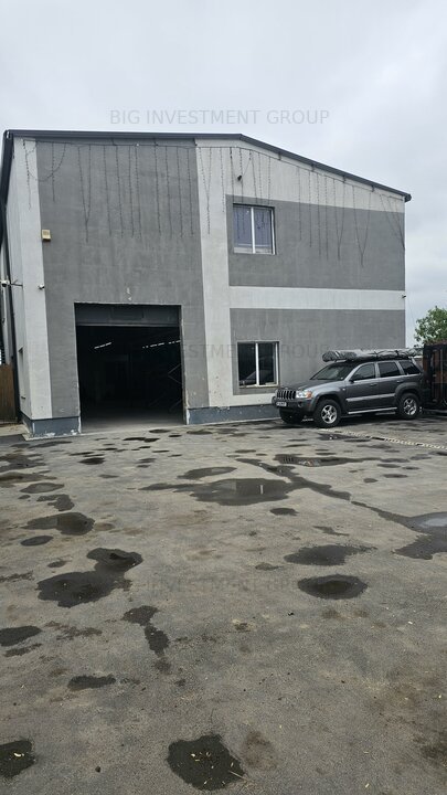 Hala industriala si apartament