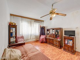 Apartament de vânzare 2 camere, în Bucureşti, zona Văcăresti