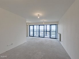 Apartament de vânzare 4 camere, în Bucureşti, zona Colentina