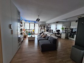 Apartament de vânzare 2 camere, în Braşov, zona Tractorul