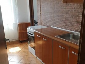 Garsonieră de închiriat, în Bucureşti, zona Decebal
