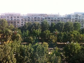 Apartament de vânzare 3 camere, în Bucuresti, zona Unirii