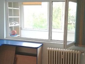 Apartament de vânzare 3 camere, în Bucureşti, zona Obor