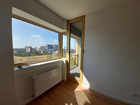 Apartament de vânzare 3 camere, în Bucureşti, zona Aviaţiei