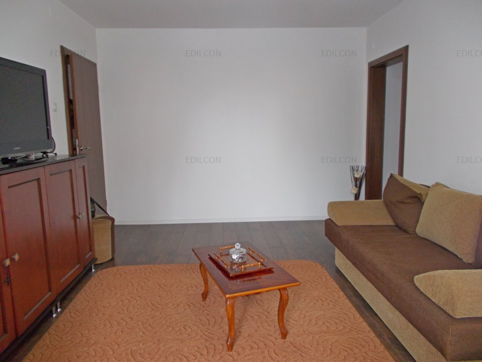 Apartament 3 camere, etajul 2 pe Calea Cisnadiei - imaginea 4