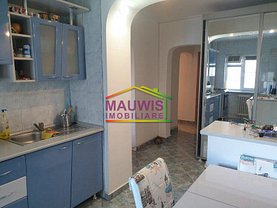 Apartament de vânzare 3 camere, în Bucureşti, zona Iancului