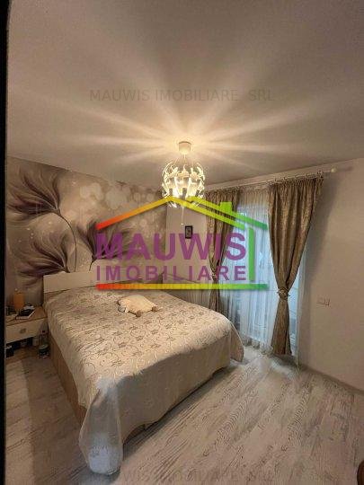 Vand apartament cu 3 camere spatios in zona Grand Arena Dealul Cucului