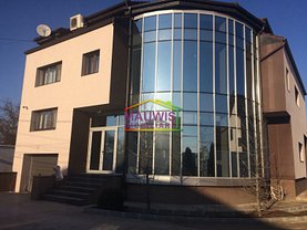 Casa de vânzare 6 camere, în Crevedia, zona Central