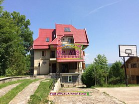 Casa de vânzare 12 camere, în Breaza, zona Central