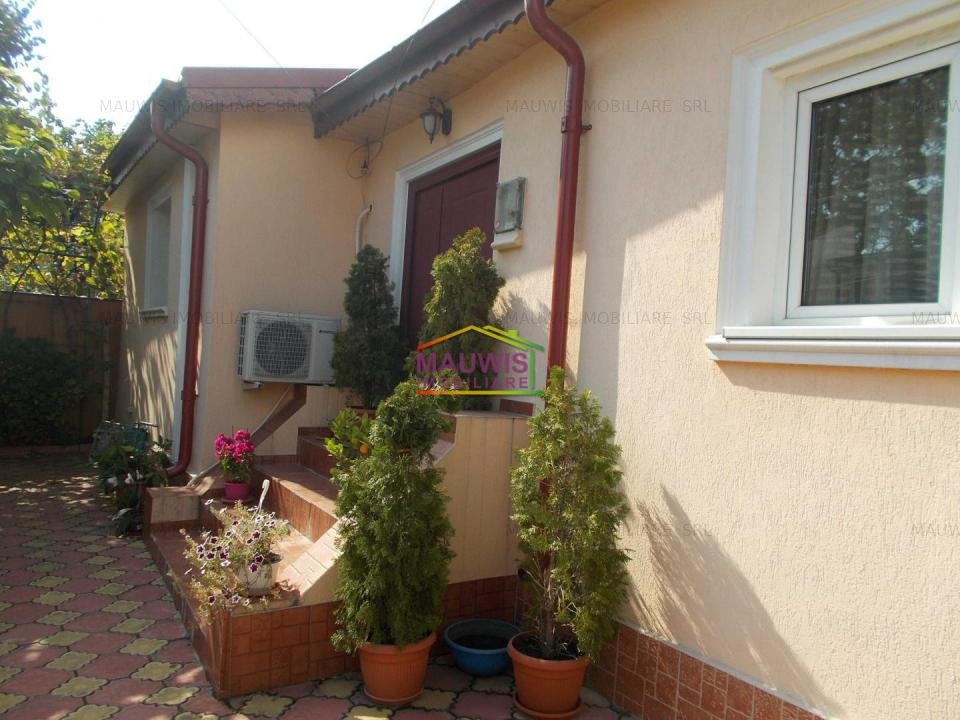 Vand casa cu 3 camere in Cartier Andronache - Colentina