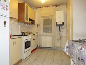 Apartament de vânzare 3 camere în Cluj-Napoca, Manastur