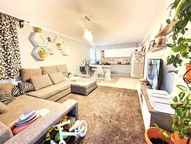 Apartament de vânzare 3 camere, în Floreşti