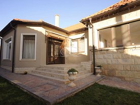 Casa de vânzare 4 camere, în Salicea