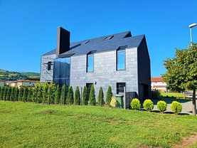 Casa de închiriat 6 camere, în Floreşti