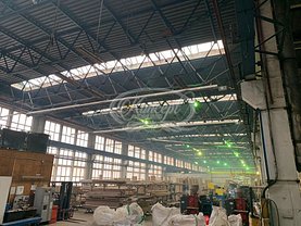 Închiriere spaţiu industrial