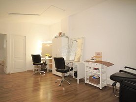 Închiriere spaţiu comercial