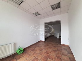Vânzare spaţiu comercial