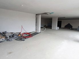 Vânzare spatiu comercial