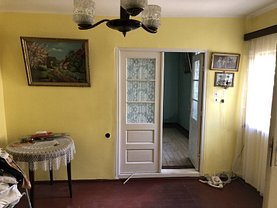 Casa de vânzare 4 camere, în Bucuresti, zona Giulesti