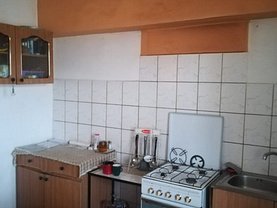 Apartament de vânzare 4 camere, în Bucuresti, zona Mosilor