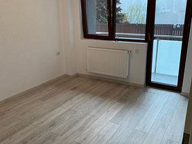 Apartament de vânzare 3 camere, în Bucureşti, zona Iancului