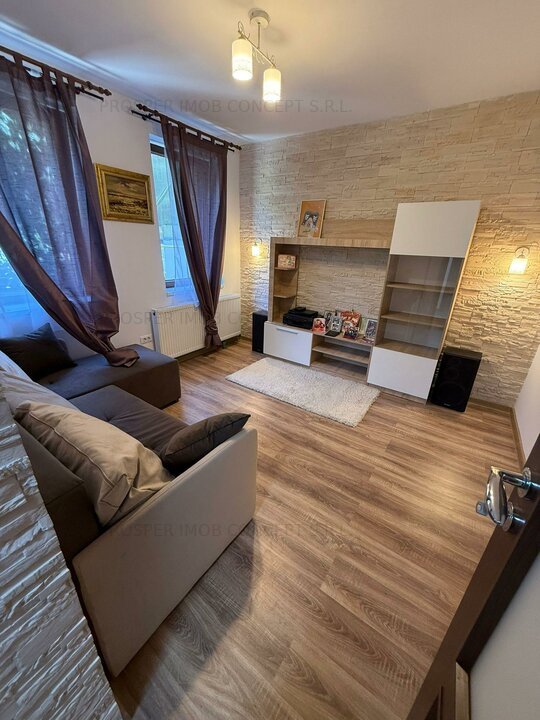 Duplex 2 Camere + Curte, 2 Bai - Parc Carol - Marasesti - Unirii - Tineretului