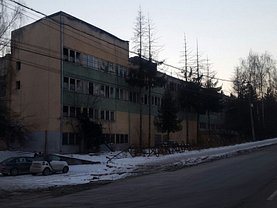 Vânzare spaţiu industrial