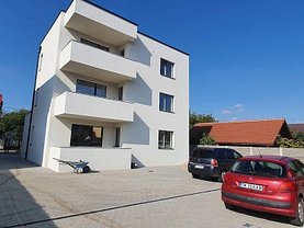 Vânzare spaţiu comercial