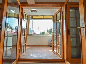 Casa de închiriat 5 camere, în Bucuresti, zona Unirii