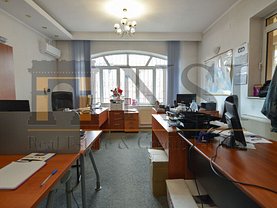 Casa de închiriat 7 camere, în Bucureşti, zona Titulescu