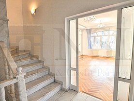 Casa de închiriat 7 camere, în Bucureşti, zona Turda