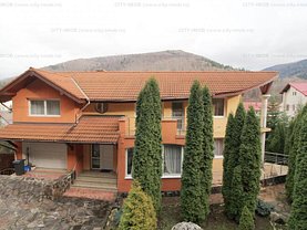 Casa de vânzare 5 camere, în Sinaia, zona Central