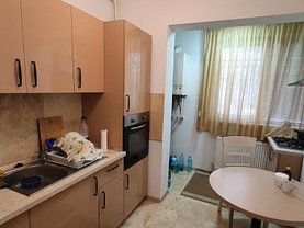 Apartament de vanzare 2 camere, în Ploiesti, zona Vest