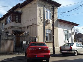 Închiriere spaţiu comercial