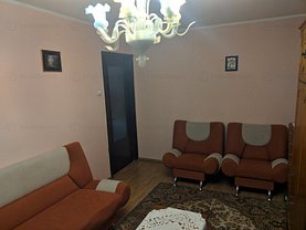 Apartament de vânzare 3 camere, în Bucuresti, zona Crangasi